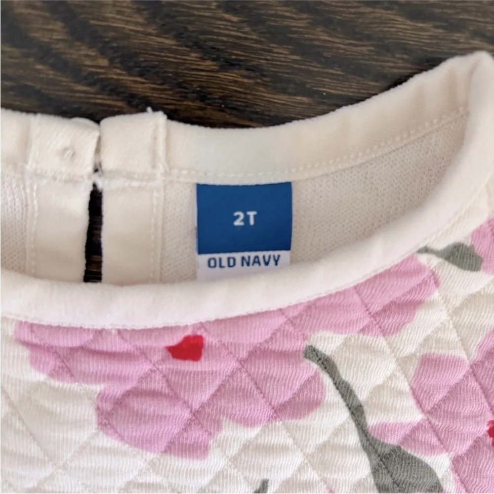 Old Navy quilted sweater